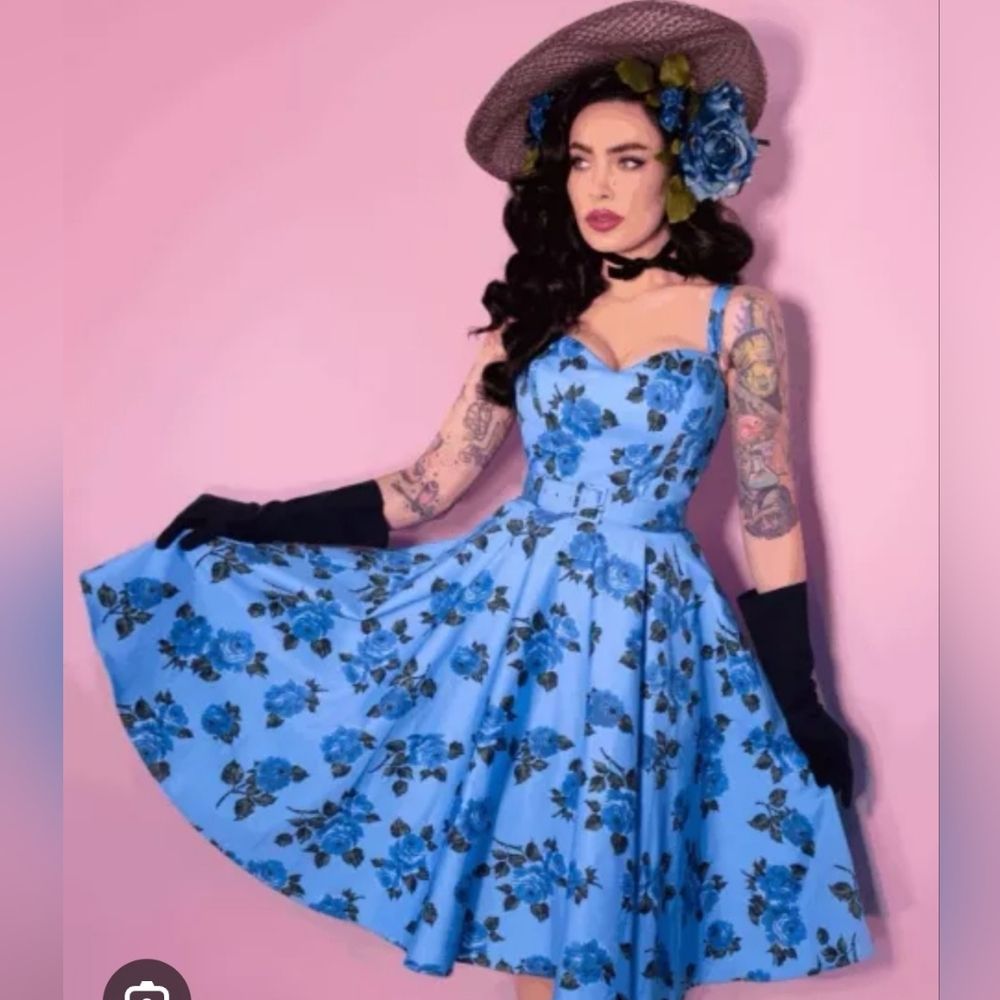 Micheline Pitt Blue Roses Sweetheart Swing Dress